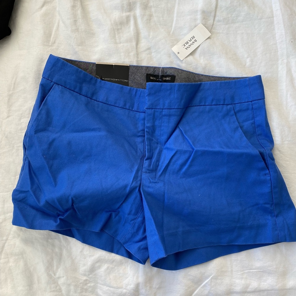 Banana Republic NWT Size 4 Blue Hampton Short